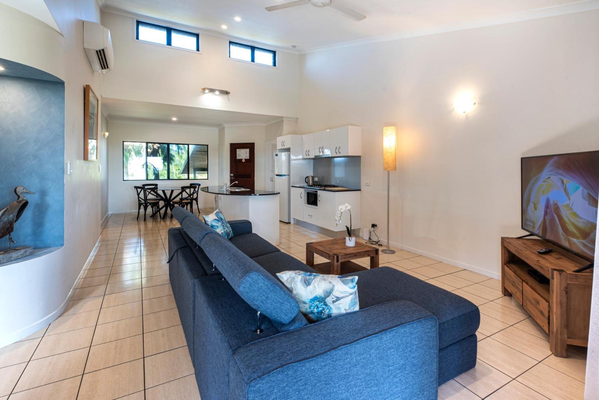 Anchorage Aparthotel Hamilton Island Exteriör bild